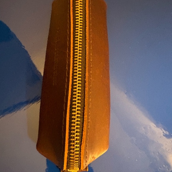 Portland Leather Sunglass Case - Picture 4 of 4